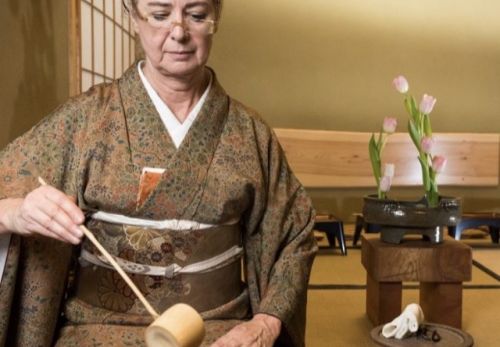 Darja Kawasumiová o japonském čajovém obřadu